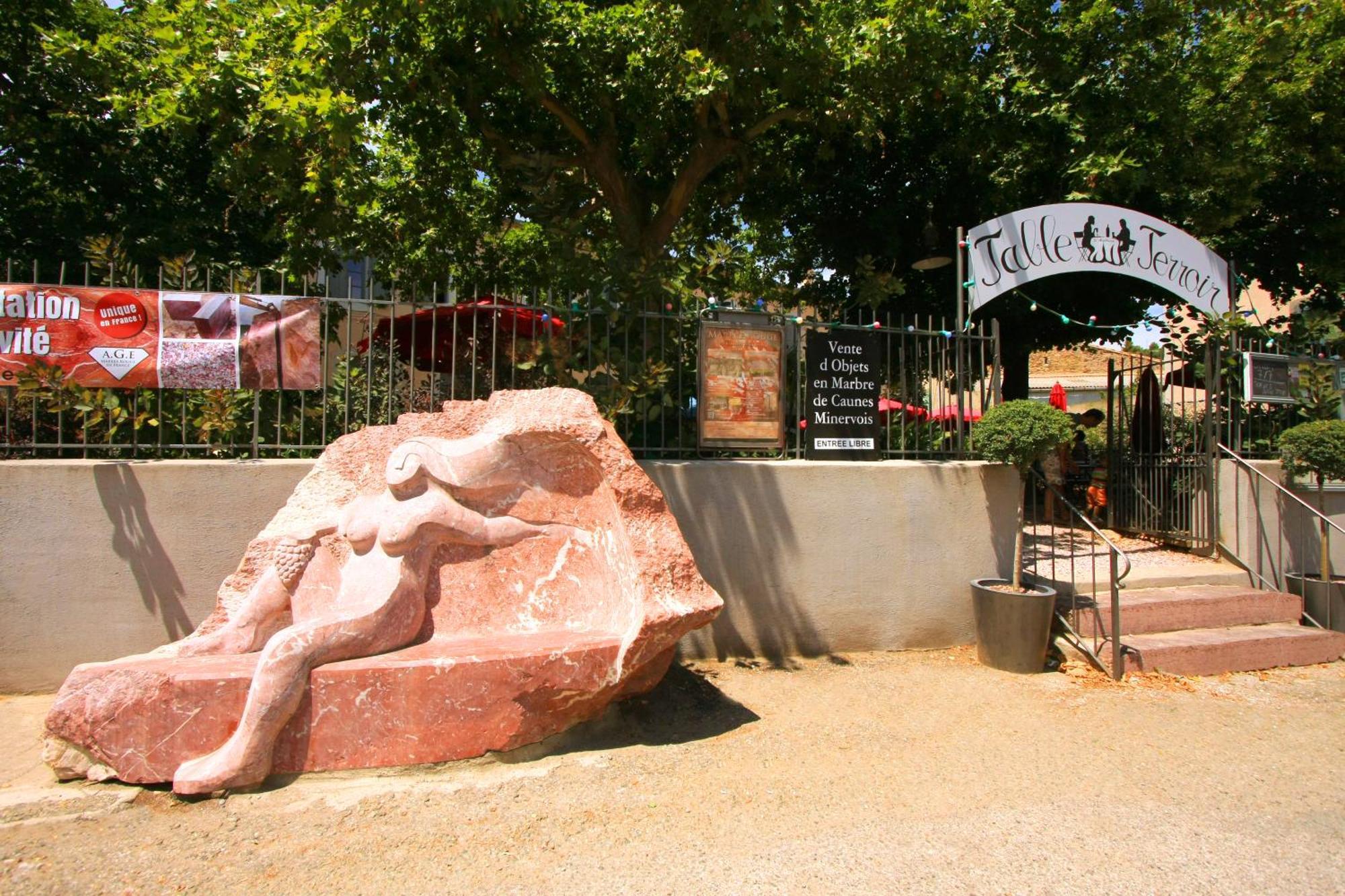 Logis Hotel - Restaurant La Marbrerie Caunes-Minervois Экстерьер фото