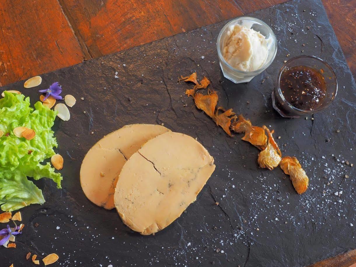 Logis Hotel - Restaurant La Marbrerie Caunes-Minervois Экстерьер фото